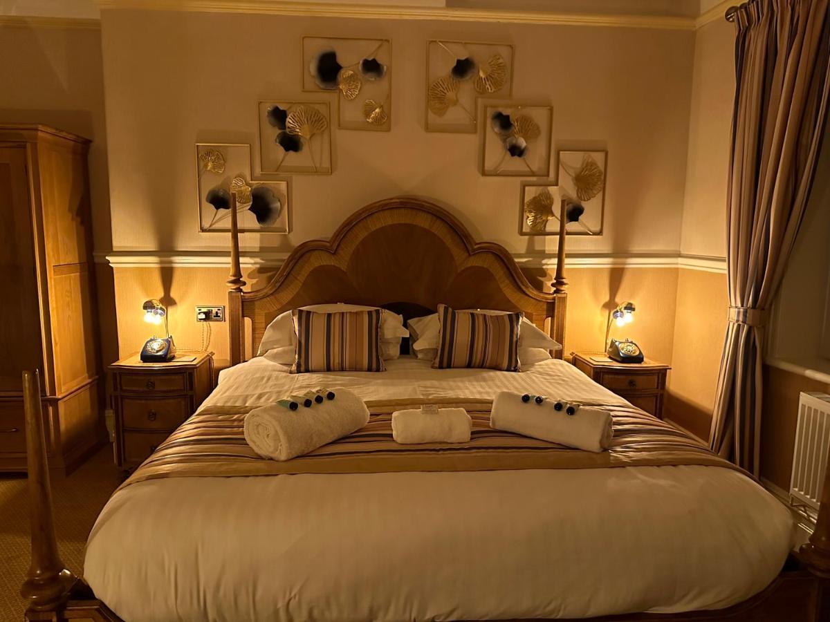 Chester House Guest House Buitenkant foto A bedroom at the hotel