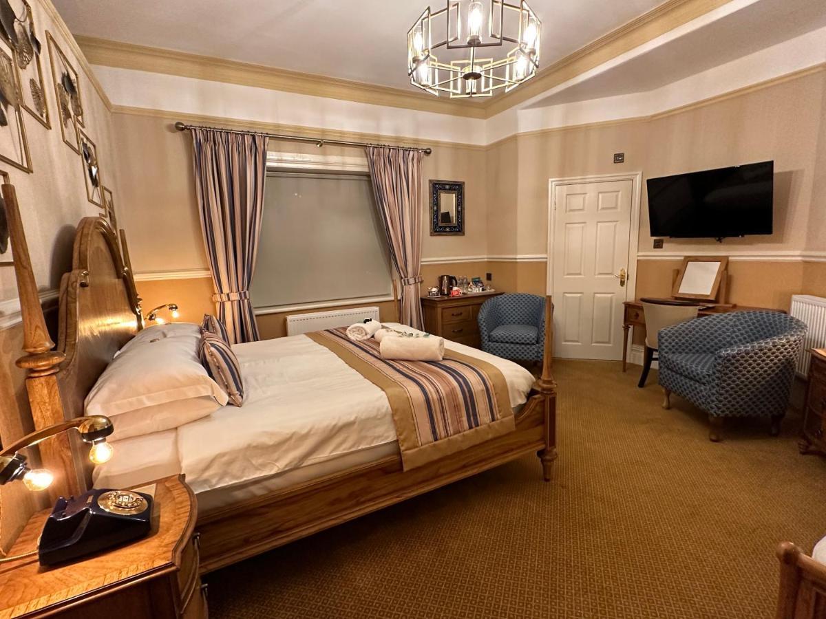 Chester House Guest House Buitenkant foto A room at the hotel