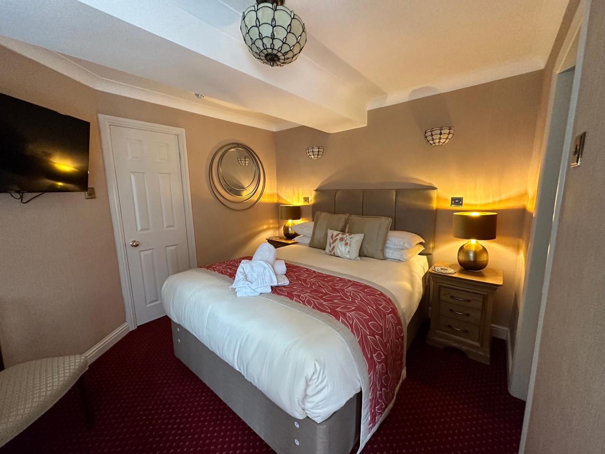 Chester House Guest House Buitenkant foto A bedroom at the hotel